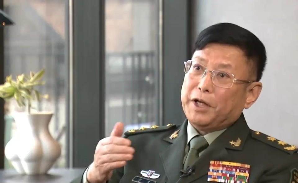 何雷，大陆对和平统一的坚定立场及对攻台武器装备的明确态度
