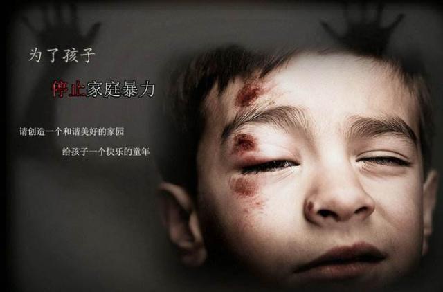 悲剧背后，男童关家中半年死亡，家庭悲剧揭示社会问题