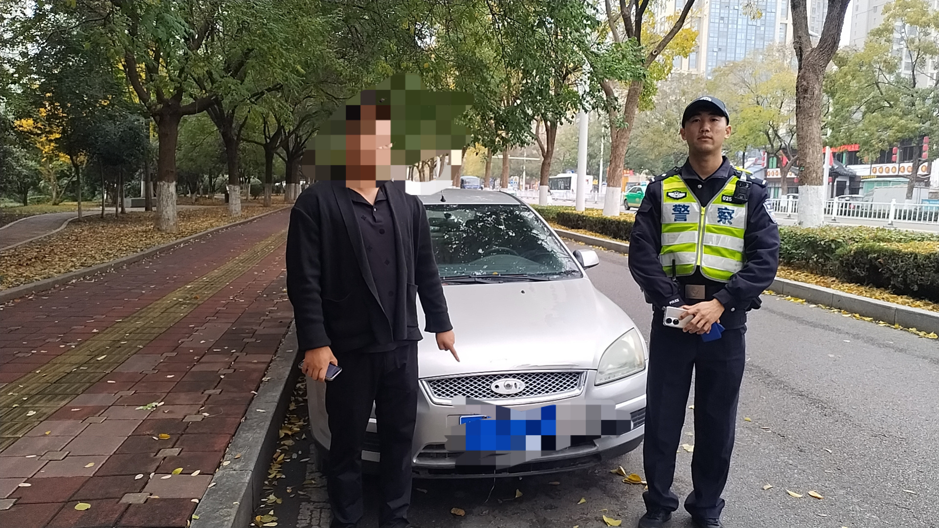 大爷无证驾驶一年多内违章279条，交通安全意识的缺失与社会监管的漏洞